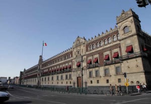 mexicanos-al-grito-de-esquizofrenia